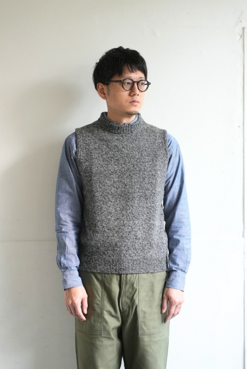 アンゴラ三つ杢 沼neck Vest 