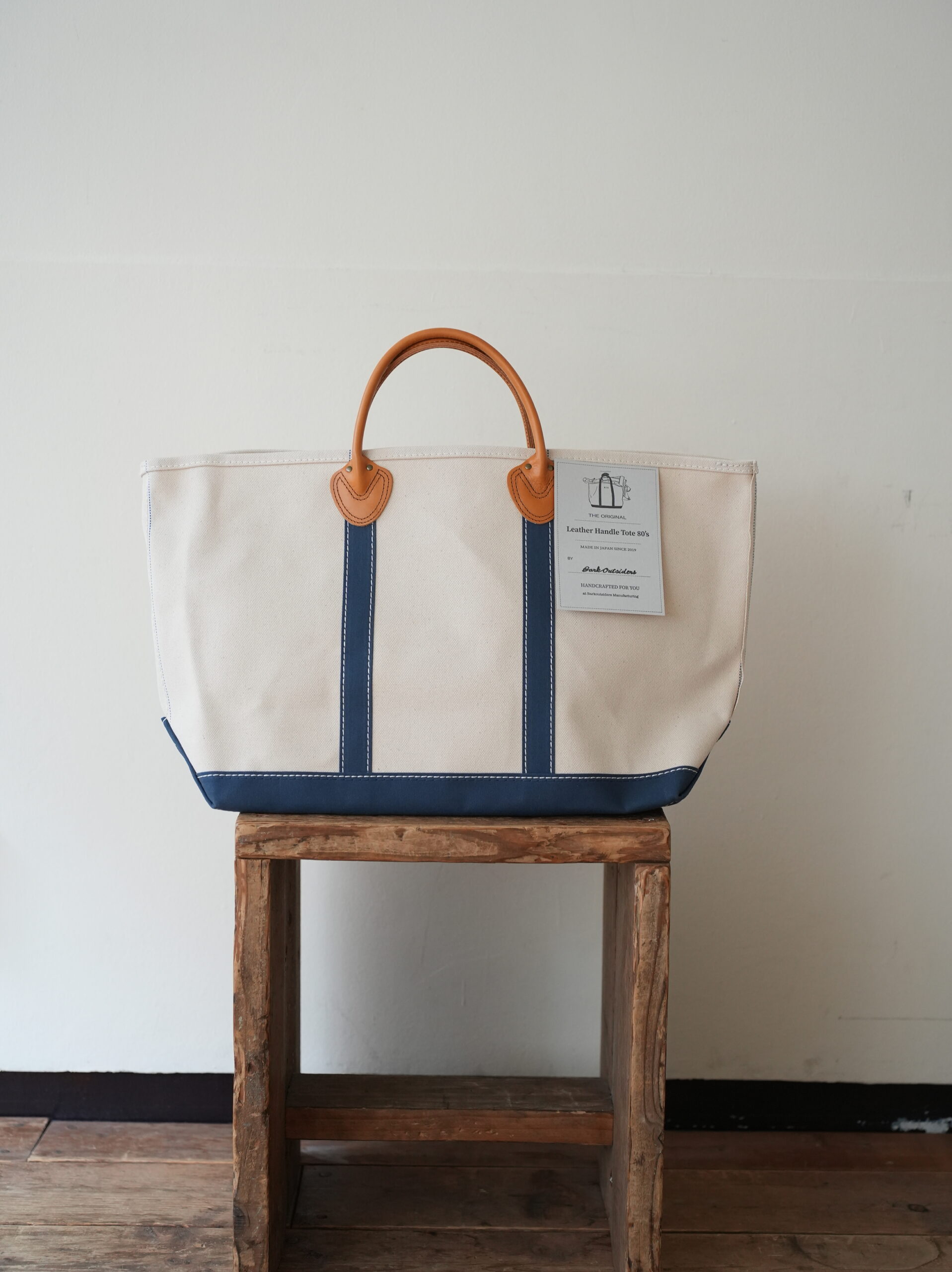 Leather Handle Tote 80's Trim Navy 6/1(月)よりWeb販売スタートです