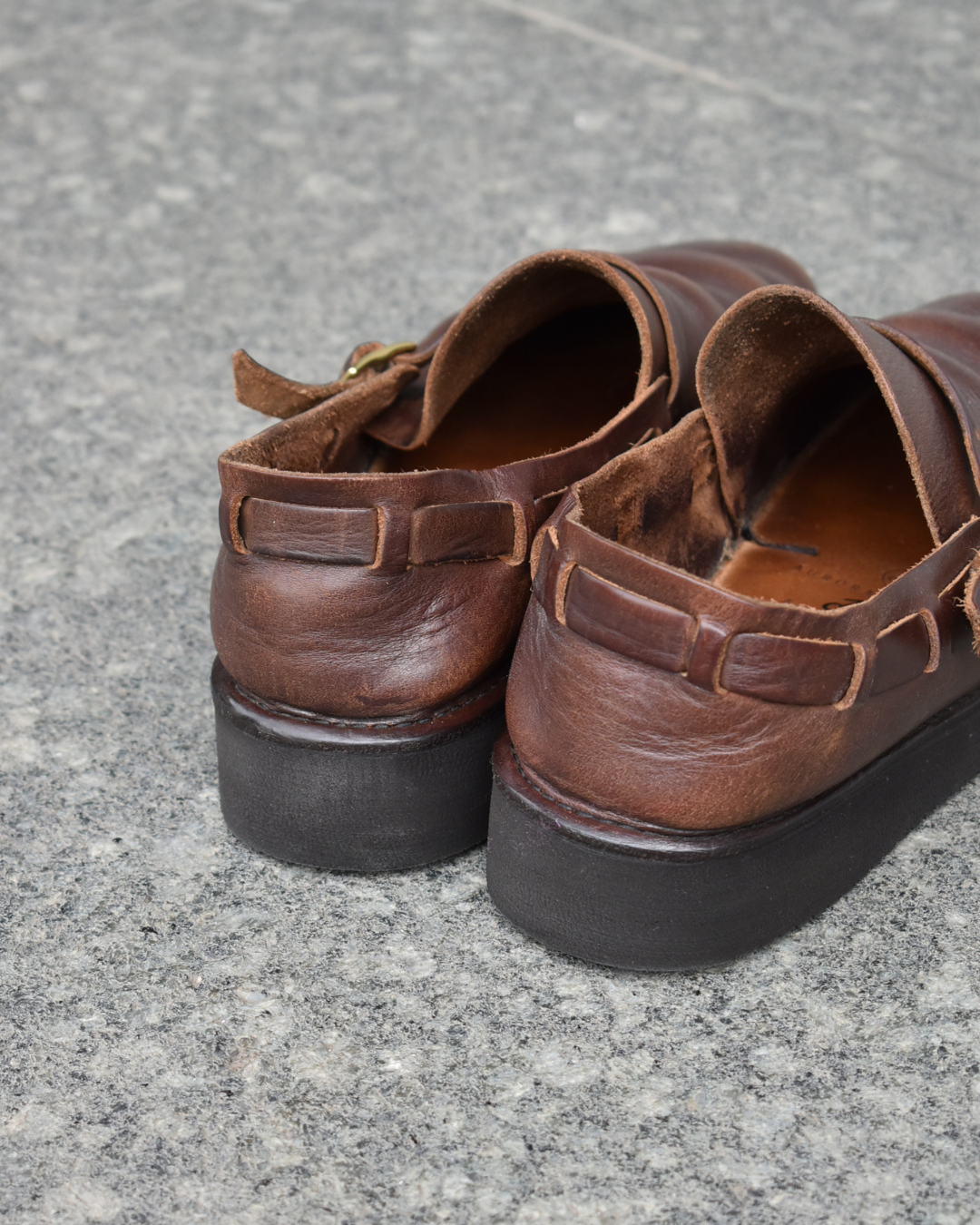 AURORA SHOES（オーロラシューズ）のソールを交換してみた - ZABOU BLOG