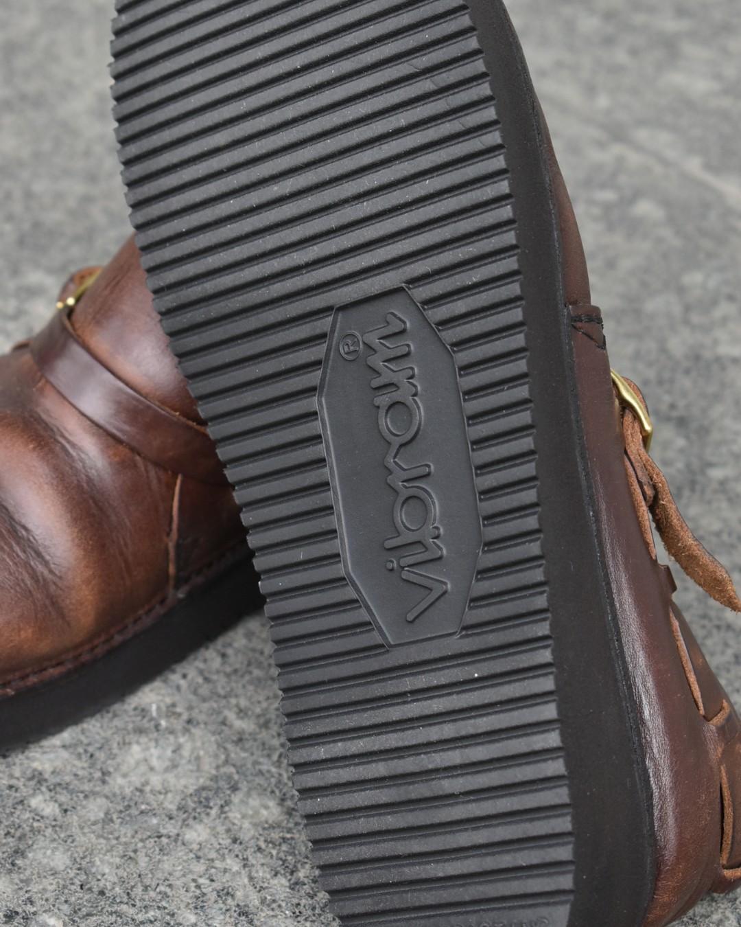 AURORA SHOES（オーロラシューズ）のソールを交換してみた - ZABOU BLOG