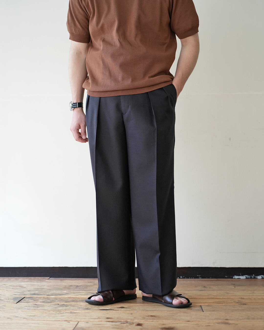 Hollywood Top Trousers　カーキ
